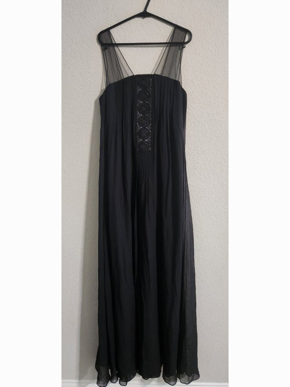 BCBGMaxazria NWOT Black Sleeveless Gown Silk Semi Sheer Mesh Straps size 0